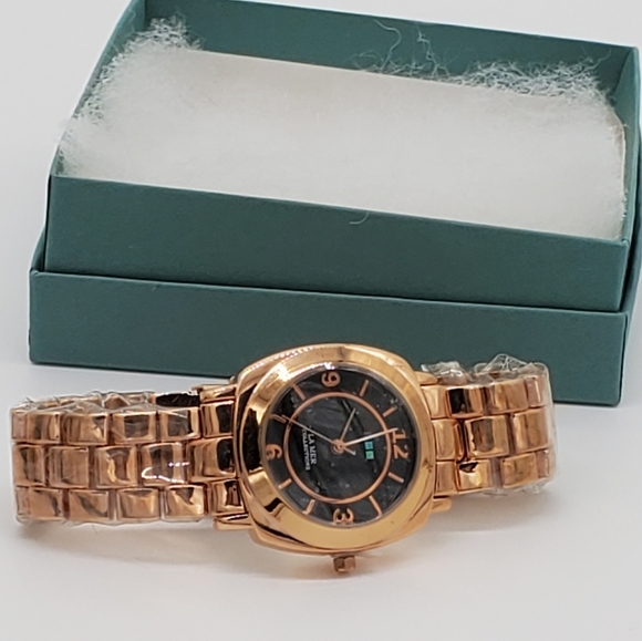 🎁🎁La Mer Collections Rose Gold Link Watch - Picture 1 of 6